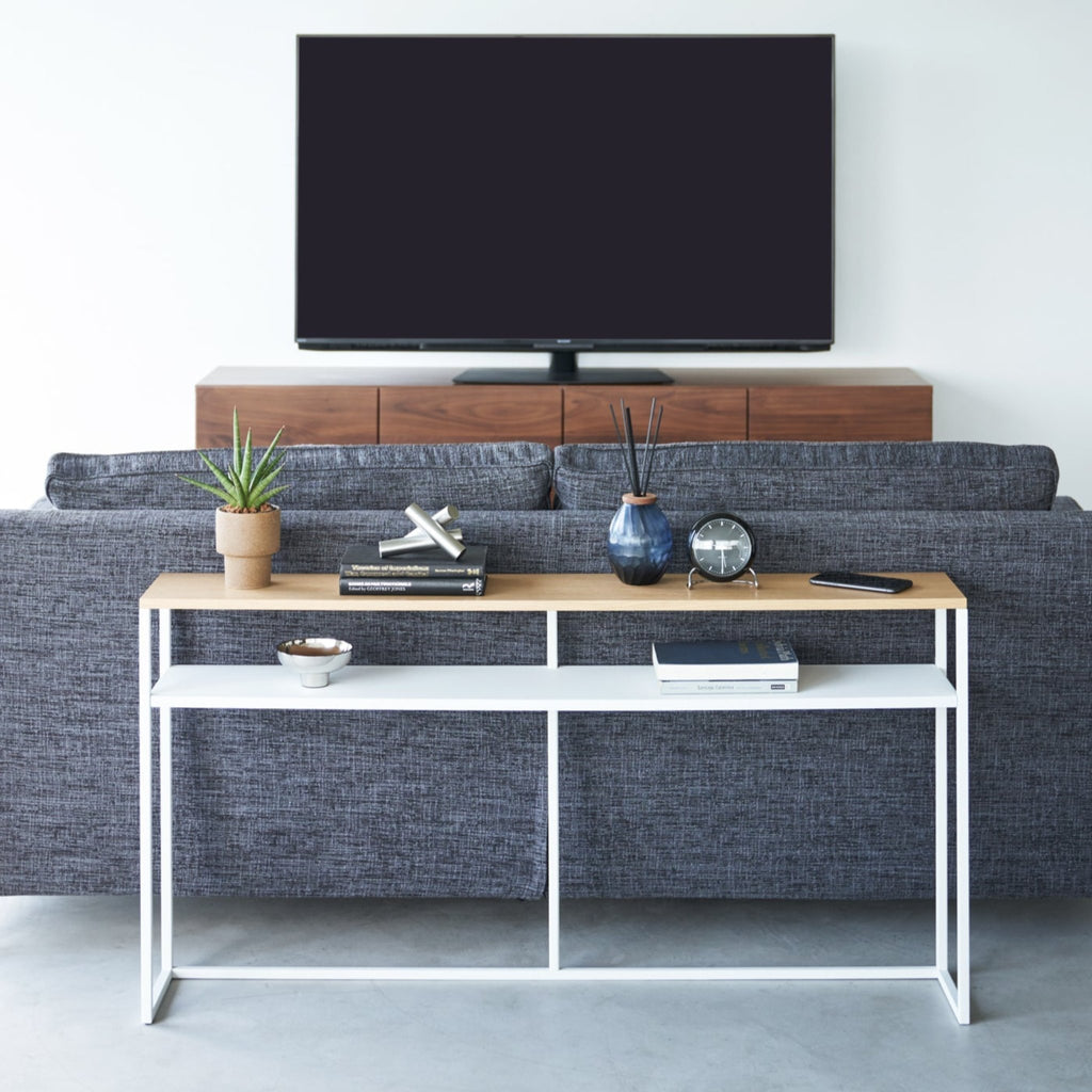 The long design makes this table an ideal addition for the area behind your sofa, which is prone to becoming dead space. Add some flair with indoor plants or decor items while also providing a convenient ledge for your remote controls, books, and other living room items.