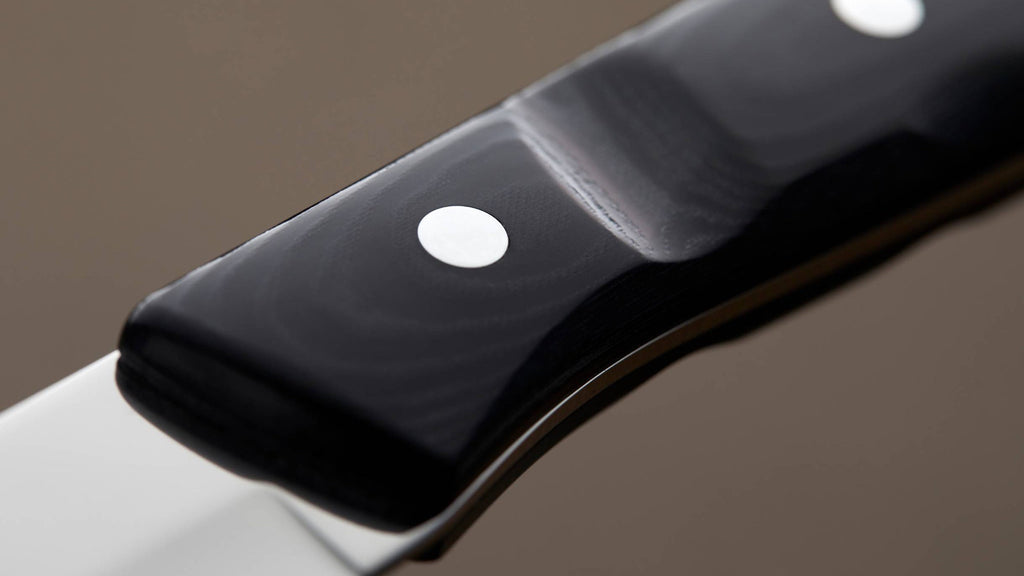 Old Farmer is a beautiful and rustic stainless steel steak cutlery. Old Farmer Black has a high-quality POM plastic handle, while Old Farmer Classic features a pressed rosewood handle. The cutlery is designed by Bent Severin, an industrial designer who worked with perfection in every material. 