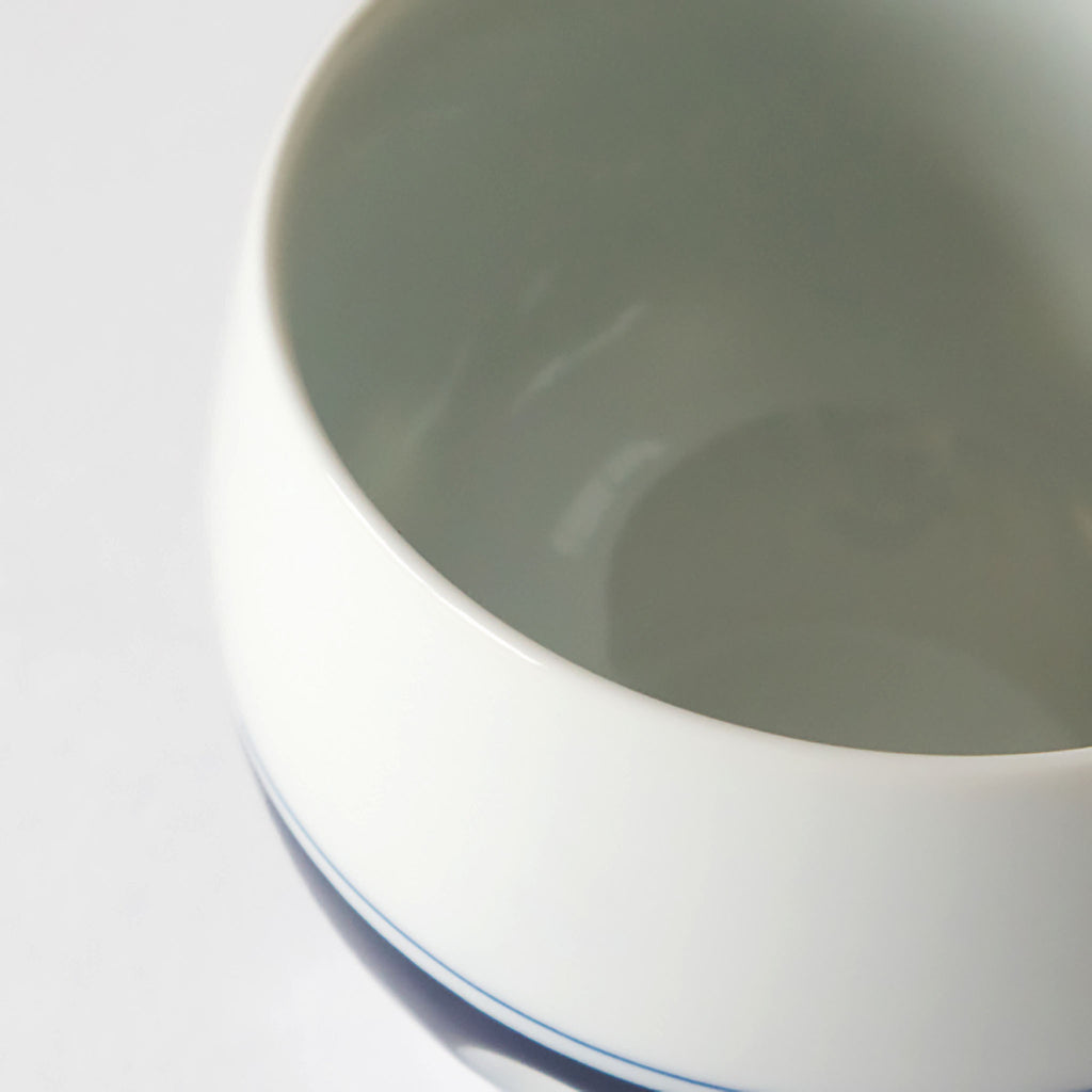 SKU 41067 Soesen Mizutama Maru (Round) Teacup. Dimensions: 3.5” H. x 4.25” diameter. Material: porcelain. Capacity: 5.9 fl.oz. / 175 mL. Care: dishwasher safe.