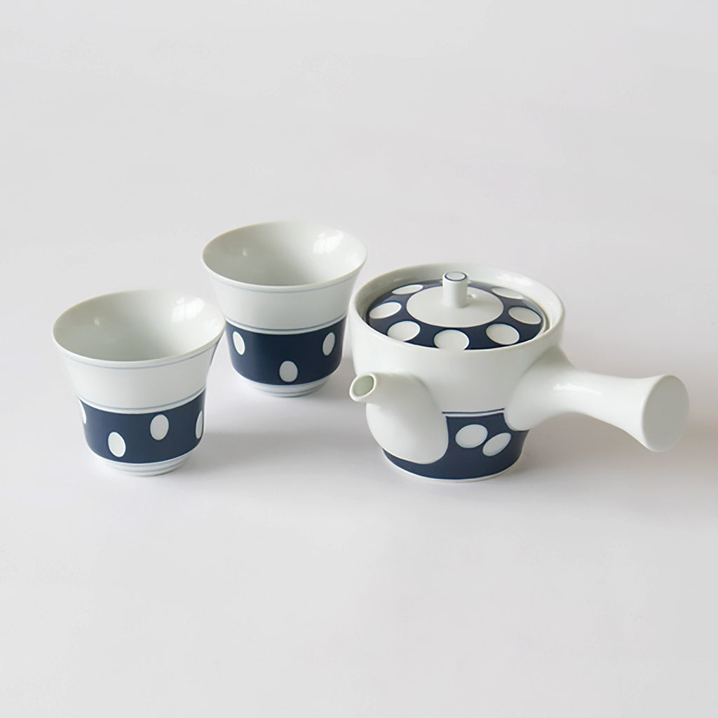 Soesen Mizutama Teapot and Cup Collection. Mizutama means "polka dots" in Japanese. Synonymous with Hizen Yoshida ware, this pattern is attributed to white stones at the bottom of the Narutani River in the upper stream of Haguchi River running through Yoshida village. Mizutama teaware is now a staple and symbol for the Japanese dining table. 