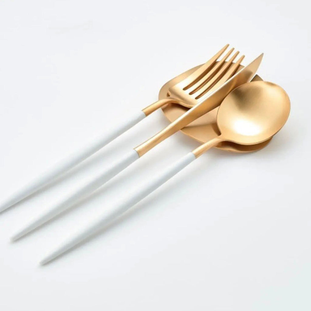 Bring casual luxury to your table with Goa White Matte Gold Collection from Cutipol.   Made from high quality 18/10 stainless steel, this sleek, resin-handled luxury cutlery is perfect for dinner parties.  
