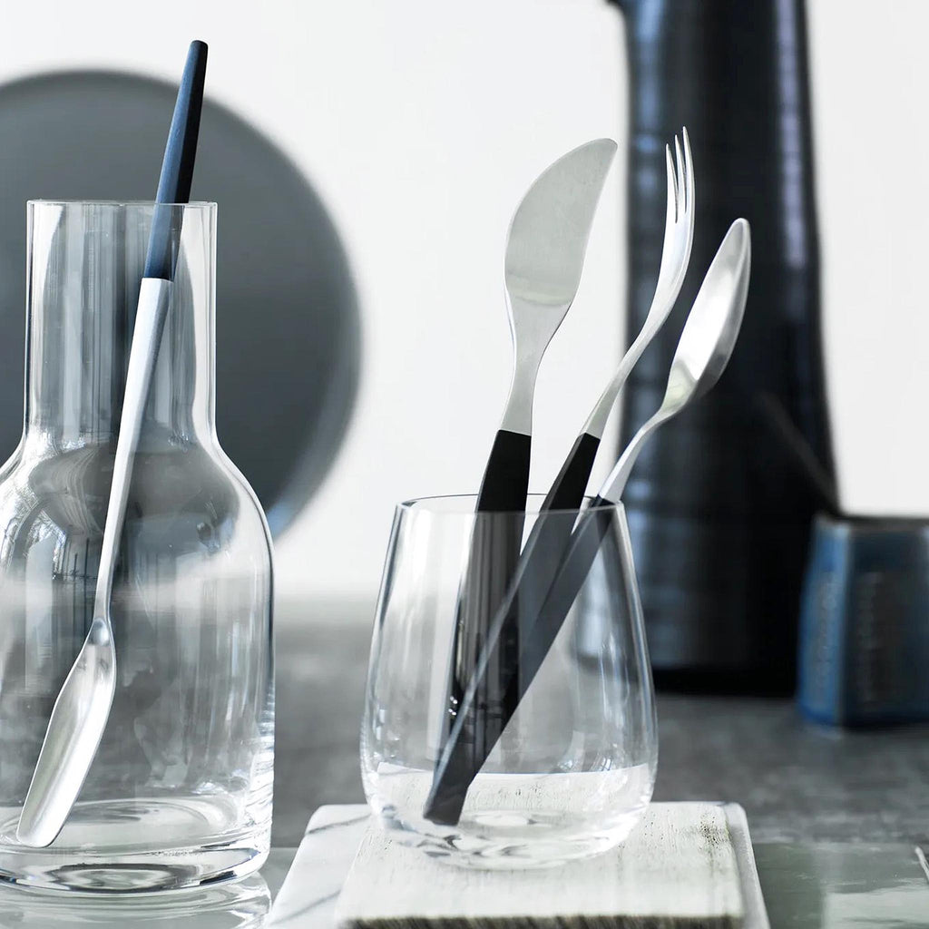 Focus de Luxe has been a collector’s item for many years. The cutlery has been hailed by The New York Times as one of the "100 best designed products of modern times." GENSE Focus de Luxe Collection by Folke Arström. SKU 32430.