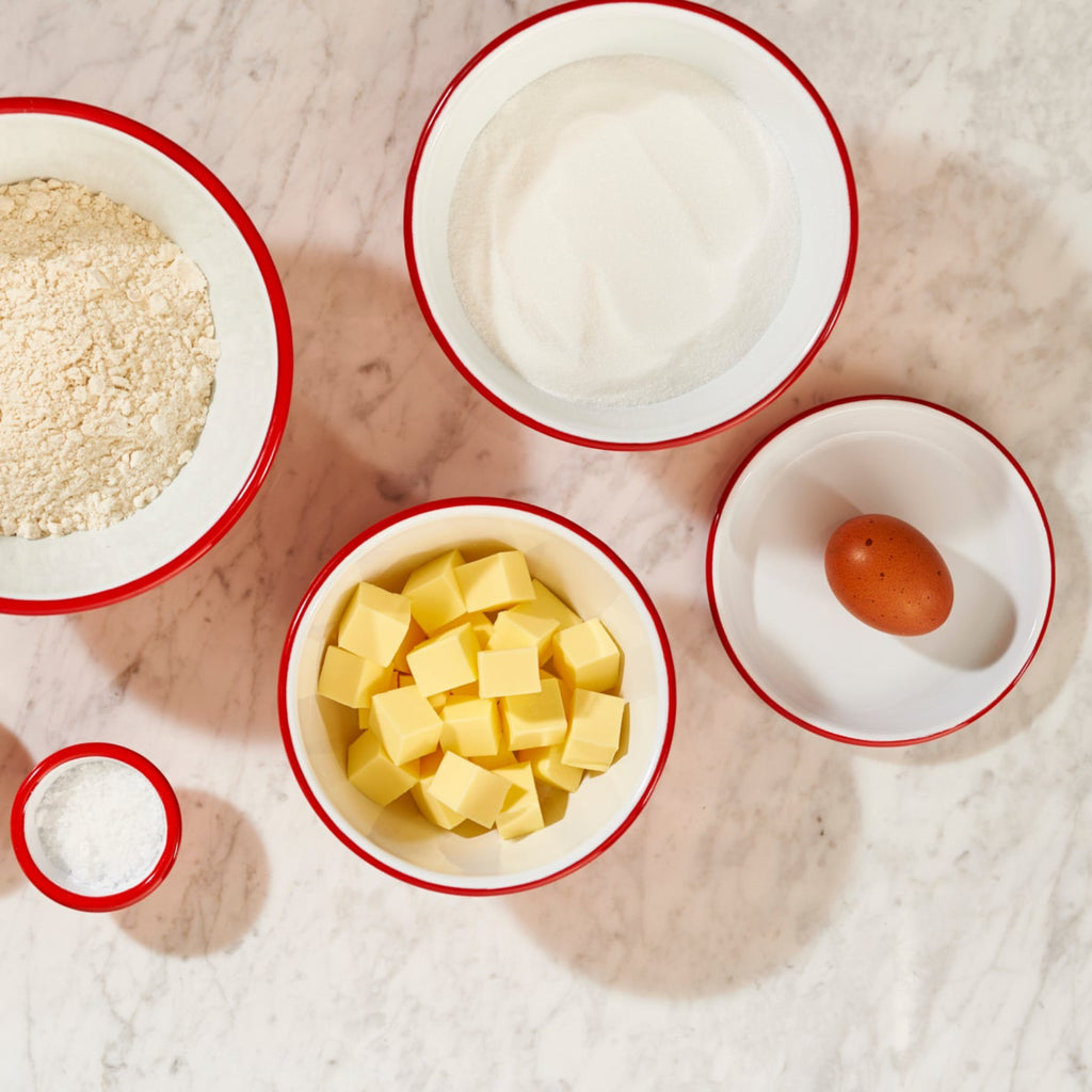 As well as timeless elegance, Falcon Enamelware has enduring strength. Enamelware is porcelain fused onto heavy-gauge steel, giving it many admirable qualities - durability, smoothness and chemical-resistance. It can assume brilliant, long-lasting colours, and cannot burn. If you drop it, it may chip but it won’t break. Dishwasher-safe and oven-safe up to 530F / 270C, it can also be used on gas and electric hobs.