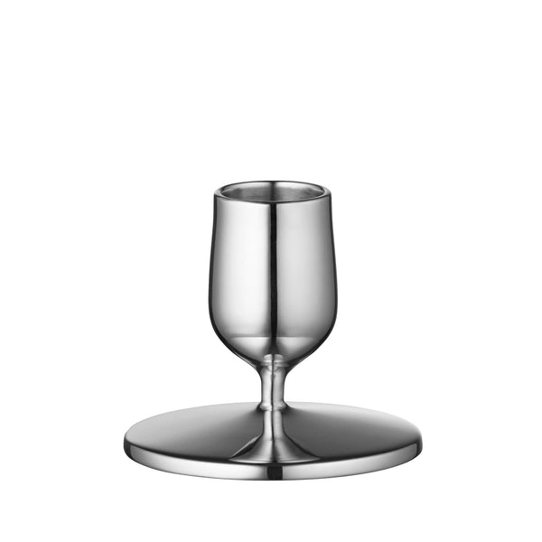 GENSE Dorotea Candlestick S. SKU 30085. The design is inspired by the natural area around the small village of Dorotea. Here, ice has created a landscape of mountains, valleys and large open areas which together form soft, fluid shapes that endlessly flow together. This transition is often overlooked, but the adventurous and surprising part of the design lies precisely here. With its minimalist and organic shapes, the Dorotea collection combines tradition and artisanal design on an international level.