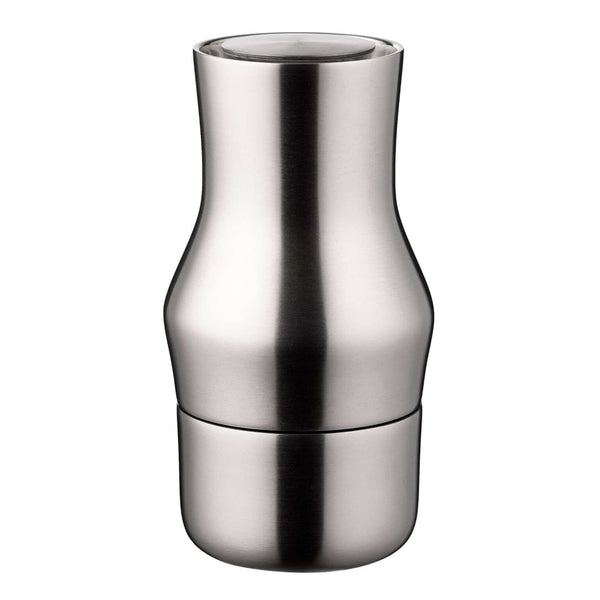 The Dorotea mills are made from recycled stainless steel. This means that the stainless steel has had a past life. In addition to being extremely durable, stainless steel can be melted down and transformed into new products without losing its properties and qualities. Stainless steel can be endlessly recycled, meaning it is a material that keeps on giving.