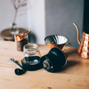 The upgraded design features a convenient hopper lid, an easy-to-attach handle, and a bottom burr adjustment knob for precise grind control. Combining HARIO’s trusted craftsmanship with thoughtful improvements, the Skerton Pro brings precision, comfort, and reliability to your daily coffee ritual.