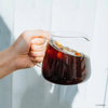 Designed with input from baristas, this coffee server offers effortless handling, mixing, and pouring. Its print-free, rounded design highlights the natural color of coffee, blending simplicity with elegance. With an 80mm diameter, it fits various brewers and ensures easy cleaning after use.