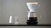Designed with input from baristas, this coffee server offers effortless handling, mixing, and pouring. Its print-free, rounded design highlights the natural color of coffee, blending simplicity with elegance. With an 80mm diameter, it fits various brewers and ensures easy cleaning after use.