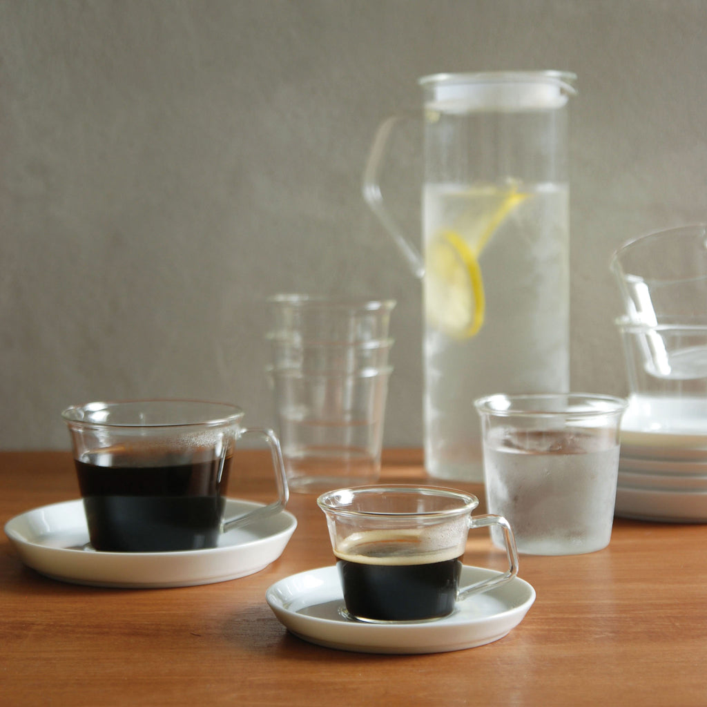 KINTO Cast Drink Collection. There are a wide range of items, each designed ideally for various drinks. The designs are not only elegant but are filled with details that make them effortless to use. They are suitable for all kinds of scenes.