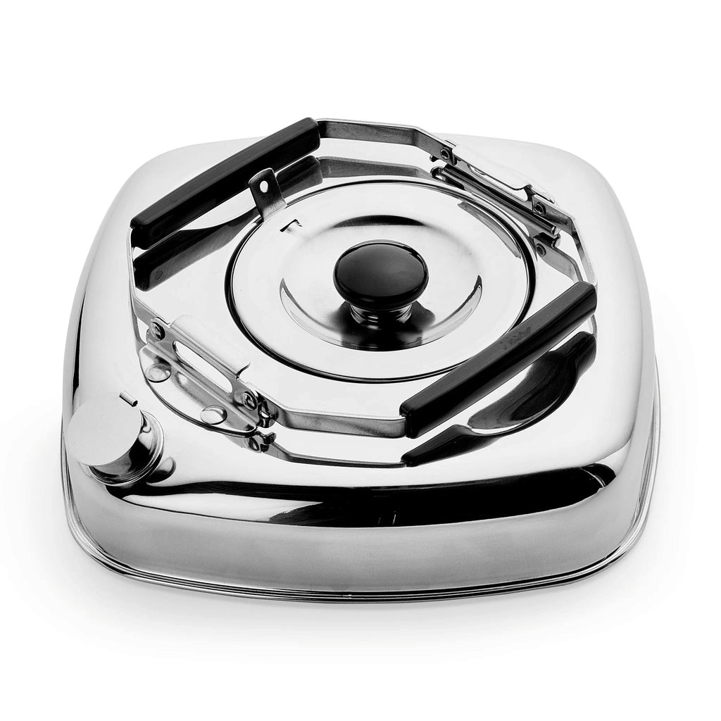 Its fold-down handles also allow for compact storage. The Cube Kettle is stackable so you can have a few kettles on hand for different beverages and store them with ease in your fridge. 