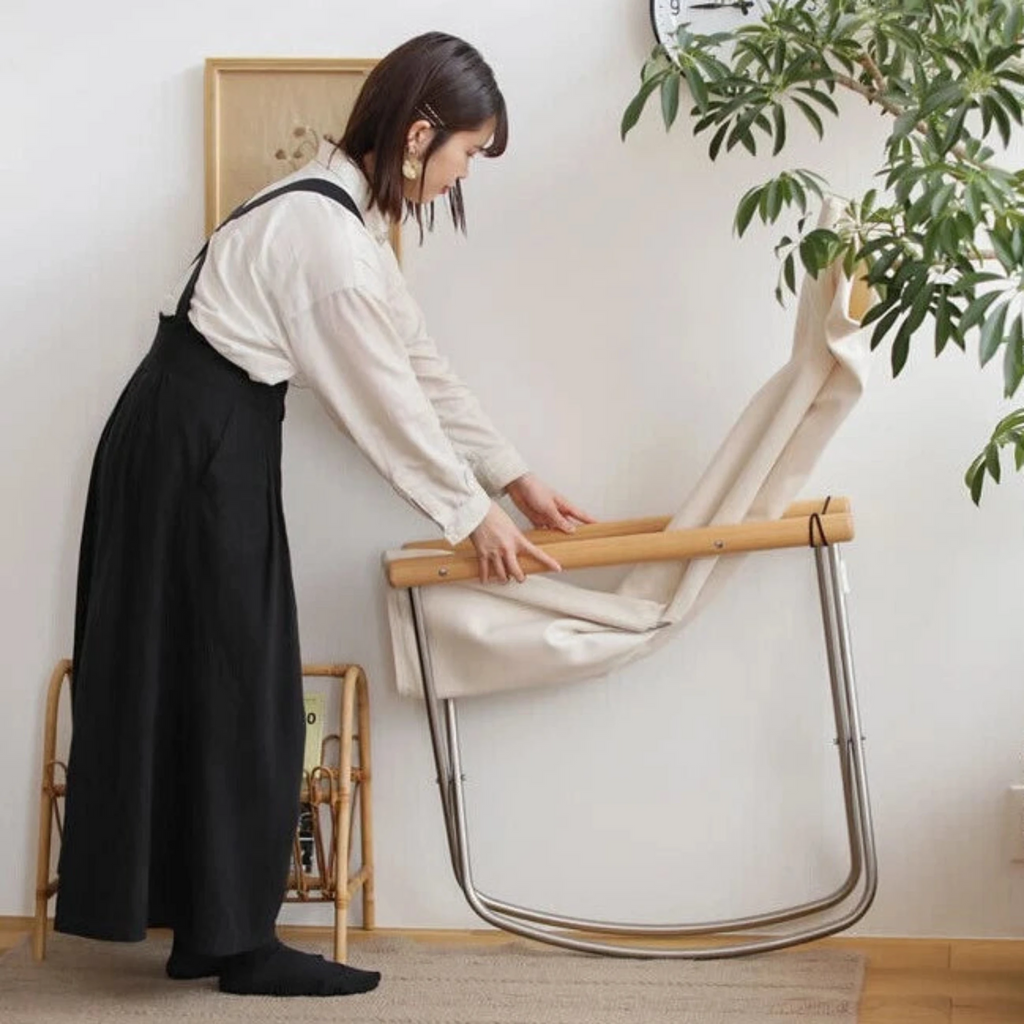 The chair can be easily folded into a thickness of as little as 15-22 cm, which can still stand on its own and can be stored away into a narrow space. Folded chair can also be carried more easily, and with a weight of just 6-6.5 kg, it can be handled with ease by most users.