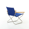 The thick yet elastic fabric woven exclusively for Nychair X adjusts itself to the user and provides a sensation of being embraced by it.
