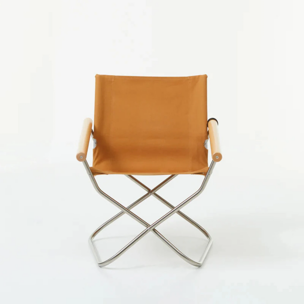 This director's chair was first designed in 1980, ten years after the original Nychair X, and relaunched in 2022.