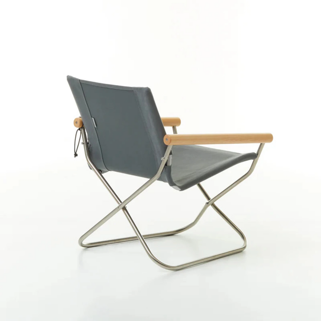 The comfort comes from a combination of thoughtfully chosen height and angle of the armrests; the backrest's curvature, which supports the natural position of the spine; and seat height that allows you to firmly place both feet on the ground. 