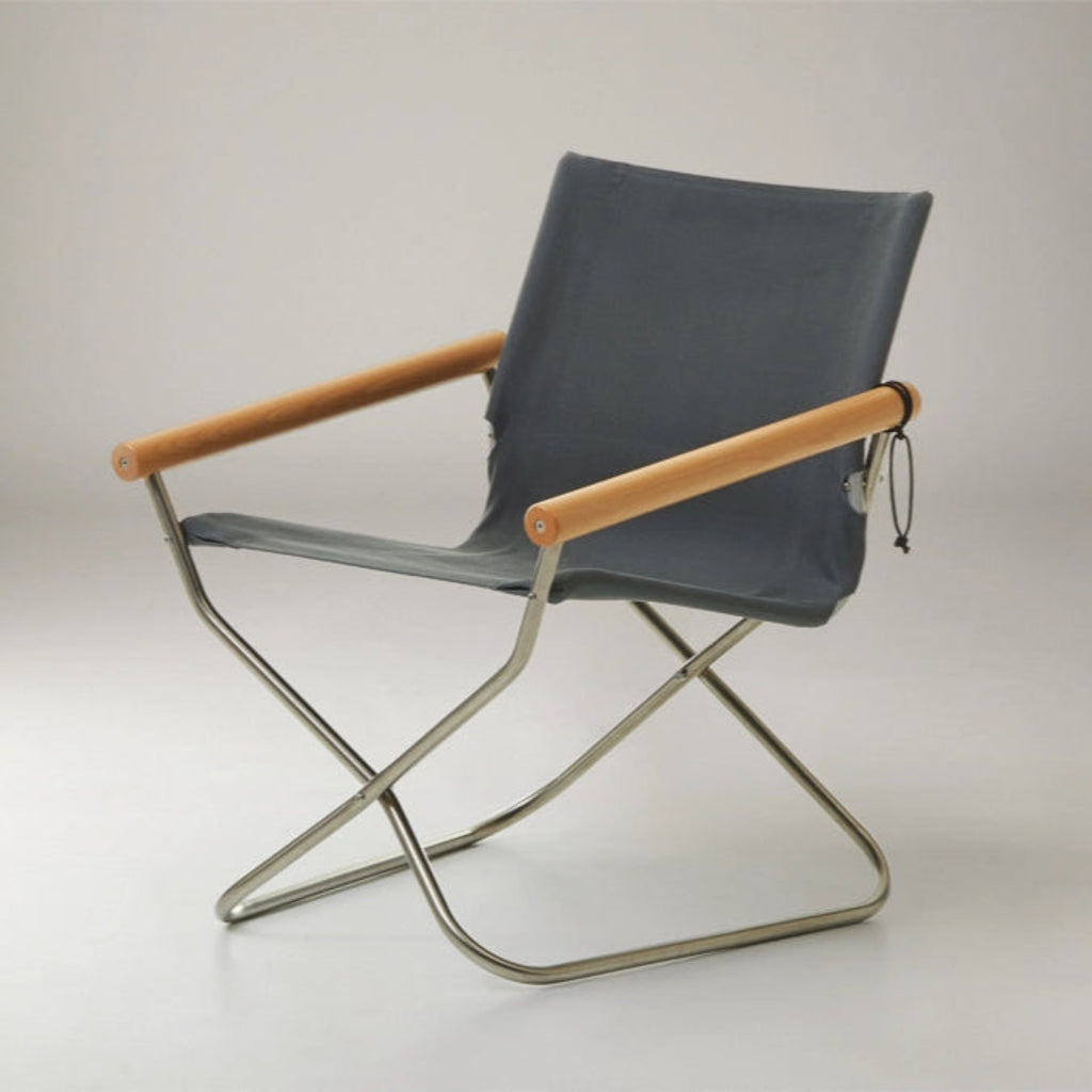 The chair can be easily folded into a thickness of as little as 15-22 cm, which can still stand on its own and can be stored away into a narrow space. Folded chair can also be carried more easily, and with a weight of just 6-6.5 kg, it can be handled with ease by most users.