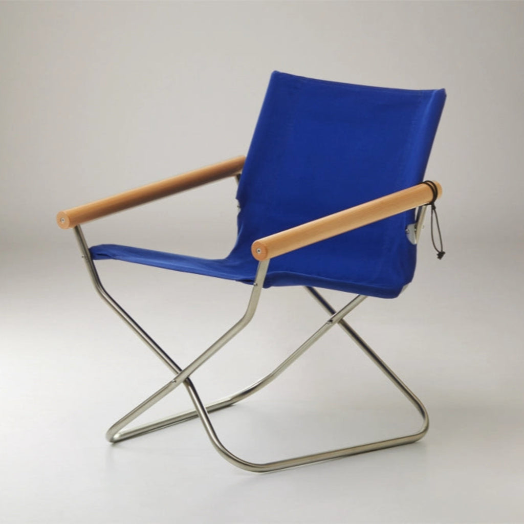 Nychair X 80 is so comfortable, you forget it is a folding chair. The comfort comes from a combination of thoughtfully chosen height and angle of the armrests
