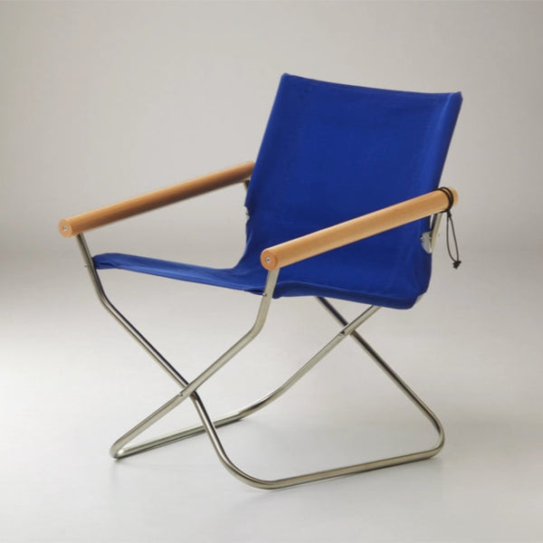Nychair X 80 is so comfortable, you forget it is a folding chair. The comfort comes from a combination of thoughtfully chosen height and angle of the armrests