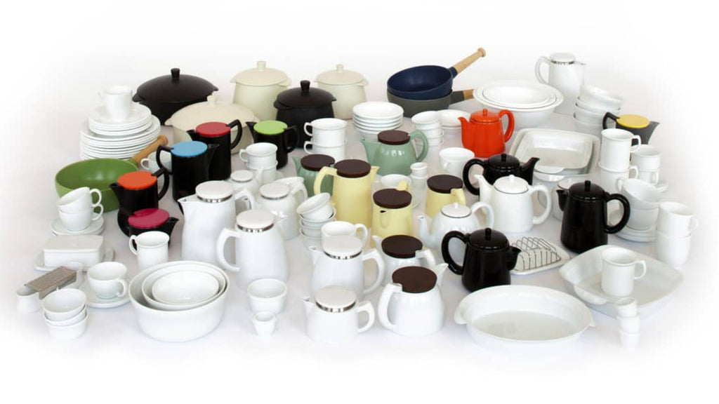 SOWDEN is interested in that particular moment at home which brings together family and friends through the shared daily activities of cooking, eating and drinking. SOWDEN is the signature brand from Milan based designer George Sowden. He is using his experience, of more than three decades in this market, to develop a collection that meets a growing demand for new products which embody a contemporary idea of functionality.