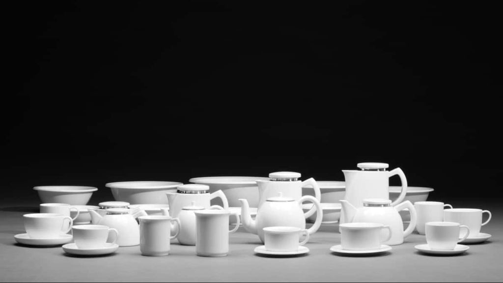 SOWDEN HOUSEWARE COLLECTION
Porcelain crockery cookware ovenware tableware. SOWDEN - 2012. SOWDEN is the signature brand from Milan based designer George Sowden. He is using his experience, of more than three decades in this market, to develop a collection that meets a growing demand for new products which embody a contemporary idea of functionality.