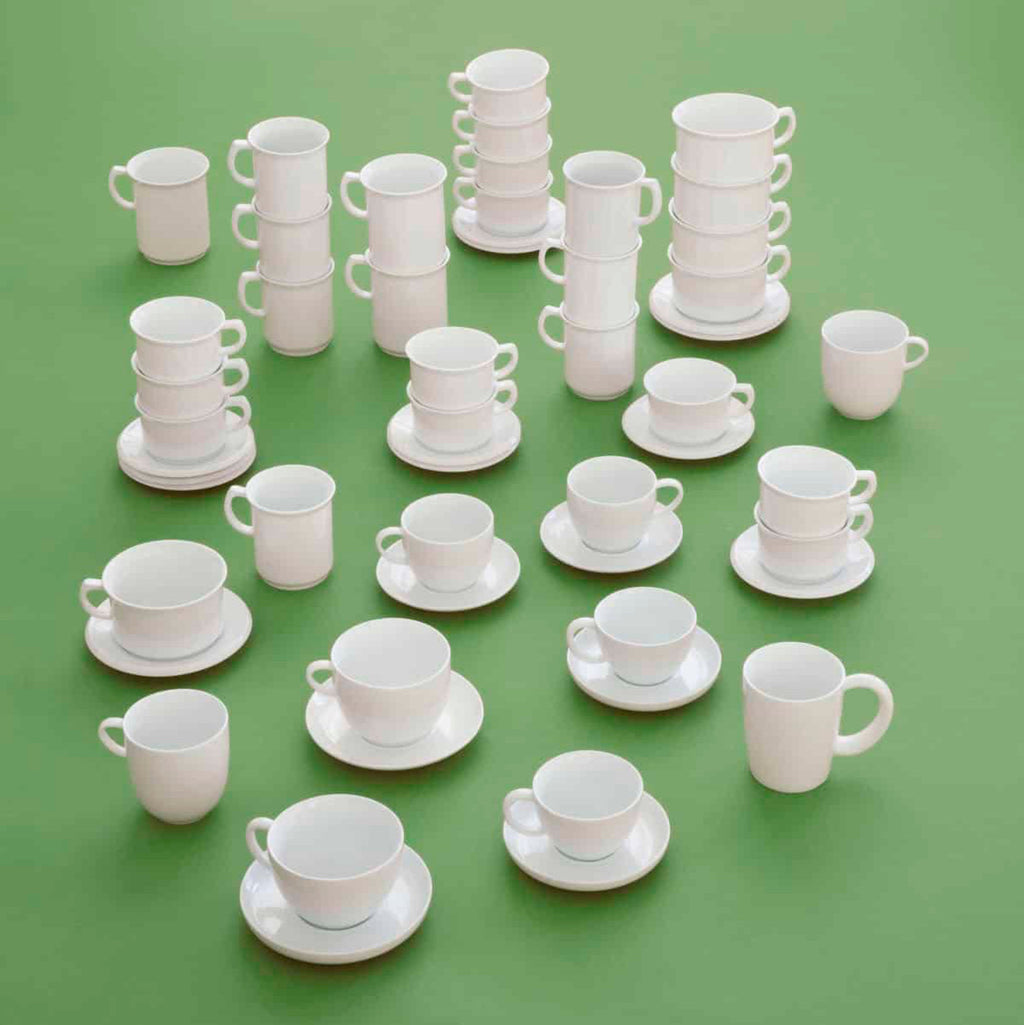 Penrose is a fine porcelain classical tea set with stainless steel filter.

The aesthetic, characterized by the “S” shaped nozzle, is radically classical. Although the features are resolutely contemporary such as the generous and thermo insulated handle or the stainless steel filter, directly aimed at the eco responsible consumers.