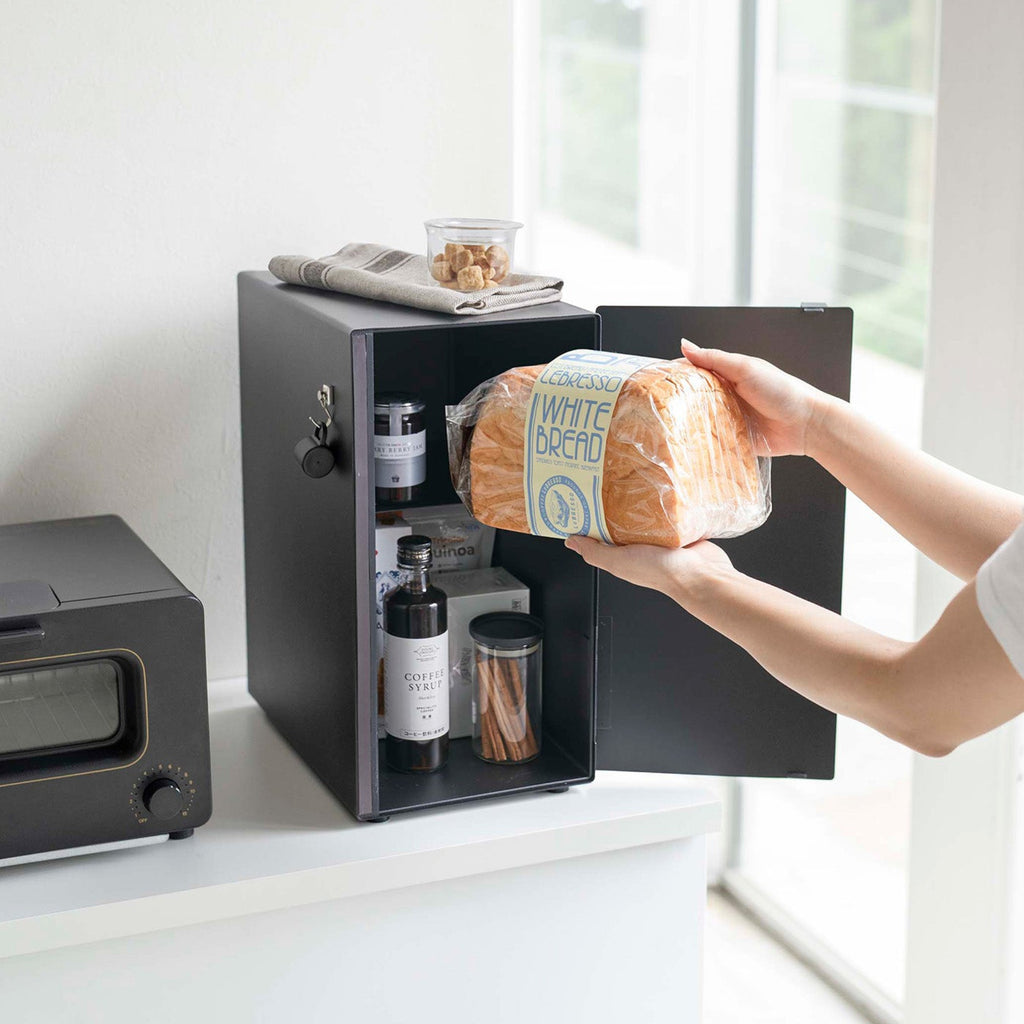 These elegant, modern bread boxes safely store your favorite breads as well as jams and jellies for quick and easy snack action. What’s more, the steel boxes are designed to provide optimal airflow to keep your loaves and pastries fresh and scrumptious.