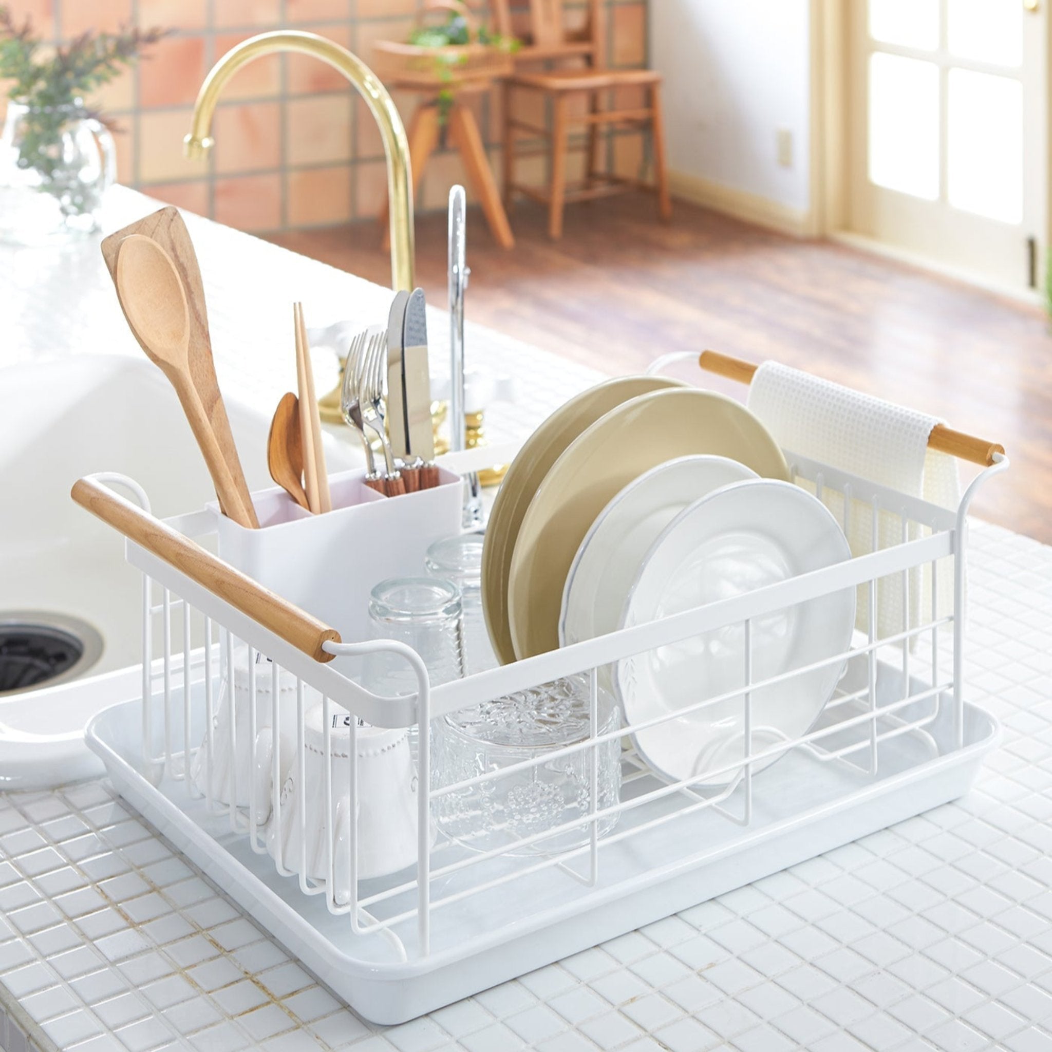 食器水切りラック　Rustic finish Dish Rack Yamazaki Home Tosca Dish Rack Steel + Wood– Abode New York