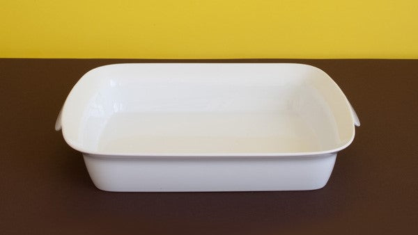 Sowden SoftCooking Porcelain Roaster Rectangular Medium. Art. S010.Porcelain ovenware - Oven/serving dish, white. SoftCooking treats food with due respect – gently when that’s needed to bring out full flavour. Pots and pans that are fit for purpose.