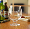 Its large surface makes the beer glass ideal for vinous beer with a high alcohol content that requires a large surface to move around on. HOLMEGAARD DET DANSKE GLAS BEER GLASS. SKU 4307213.