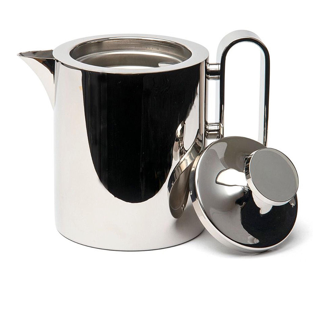 David Mellor stainless steel teapot 1lt, stainless handle. SKU 4802030. New for 2022 is this elegant stainless-steel 1 litre teapot, designed by Corin Mellor and perfectly in keeping with the company’s long tradition of fine metalwork design.