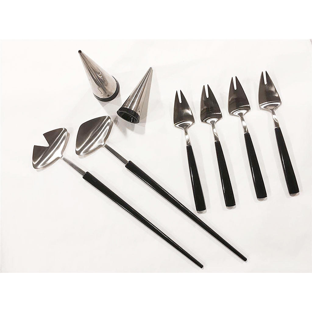 Retro Collection designed by Pierre Forssell. The collection consists of shakers for salt, pepper and sugar, cocktail forks that can be used as a knife, fork or spoon and lastly a salad set. 