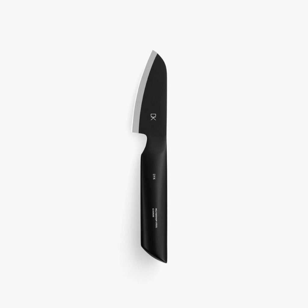 DYK kitchen knives are available in two ways of finishing: “mirror” with metallic luster and “black” with modern matte texture. Wishing to be a reliable partner in your kitchen, these kitchen knives delivers a new feel of cutting and ease of use. 4907052880160