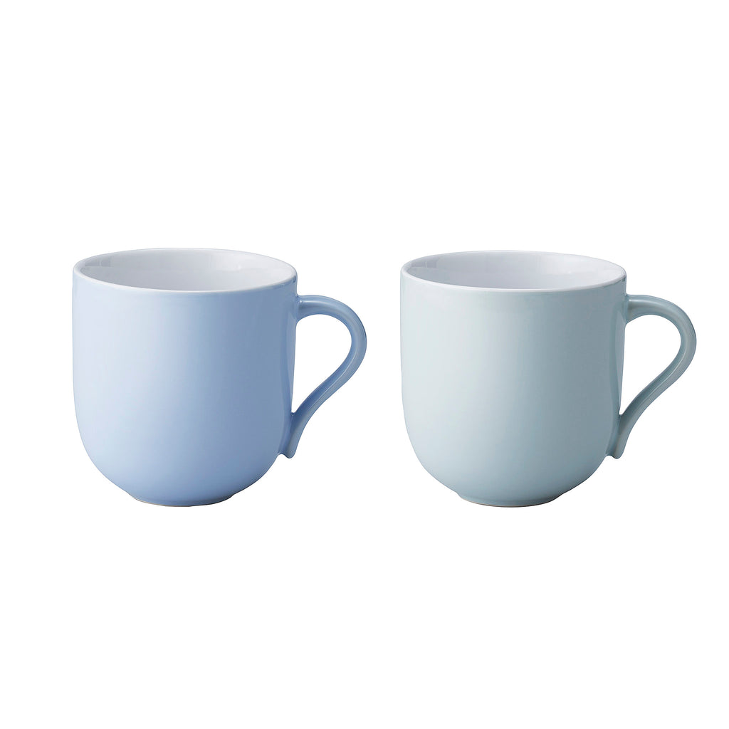 Stelton A/S Emma mug 0.3 l. 2 Pcs. By HolmbäckNordentoft. Item number: X-207. Length: 9 cm Height: 9.5 cm Width: 12.5 cm.Enjoy an aromatic cappuccino or cup of tea in these elegant cups from the Emma collection. This elegant cup is made from glazed stoneware in a set of blue tone-in-tone colors. The cup holds 380 ml each.